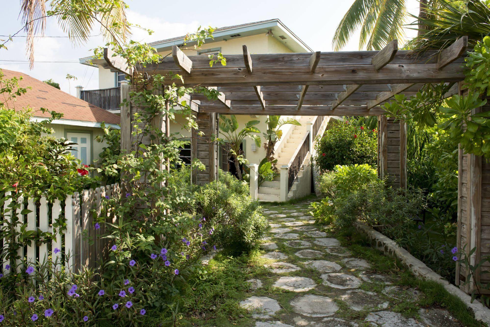 The Sugar Apple Lodging Dunmore Town Kültér fotó