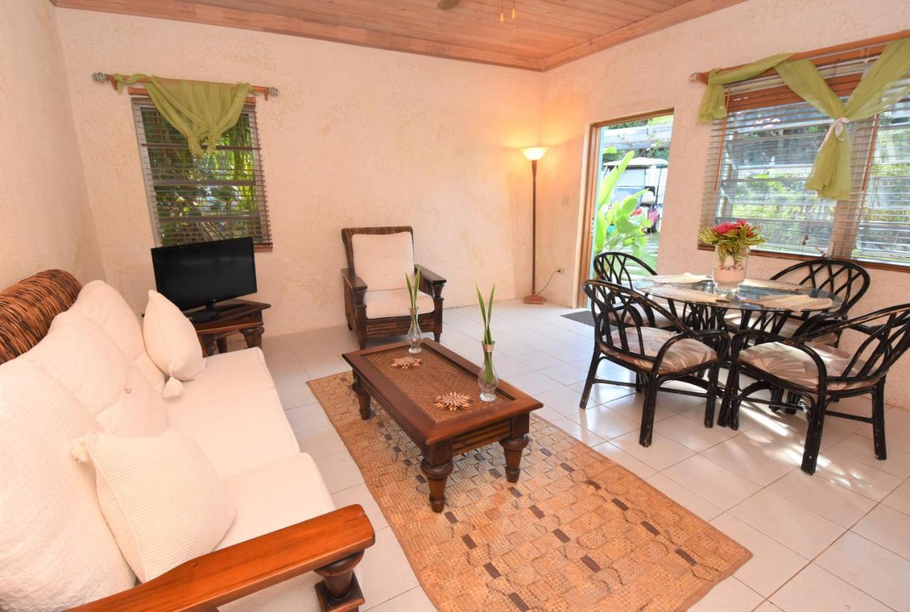 The Sugar Apple Lodging Dunmore Town Kültér fotó